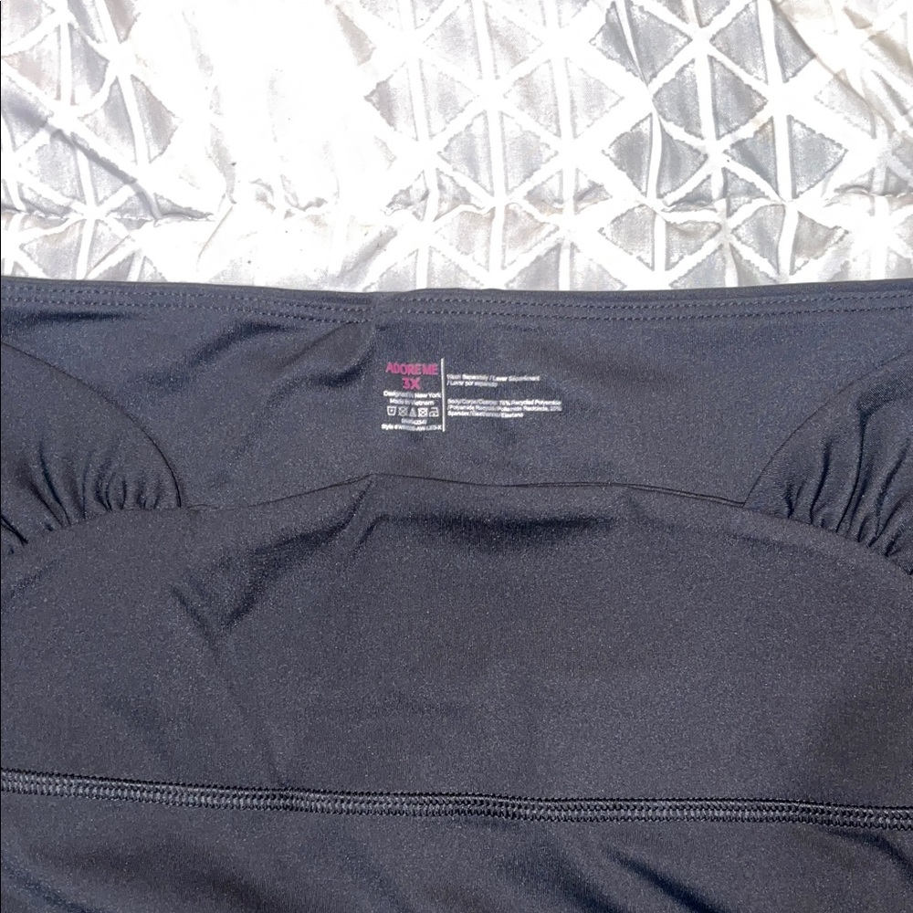 Nebula Ruched Legging - Picture 2 of 4